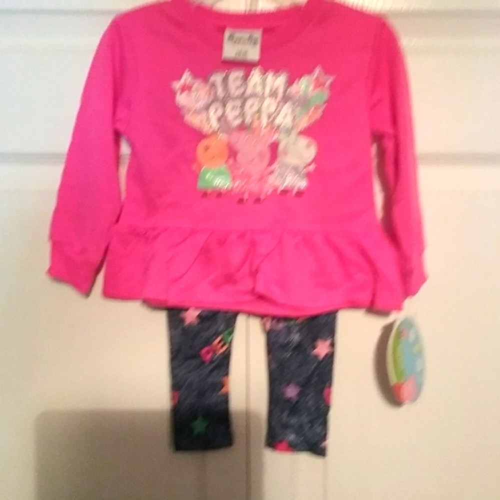 Brand new baby girl 18-month Peppa Pig outfit